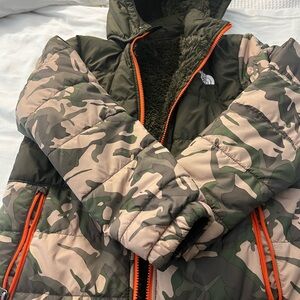 North Face Boys Camo Puffer Jacket Size 14